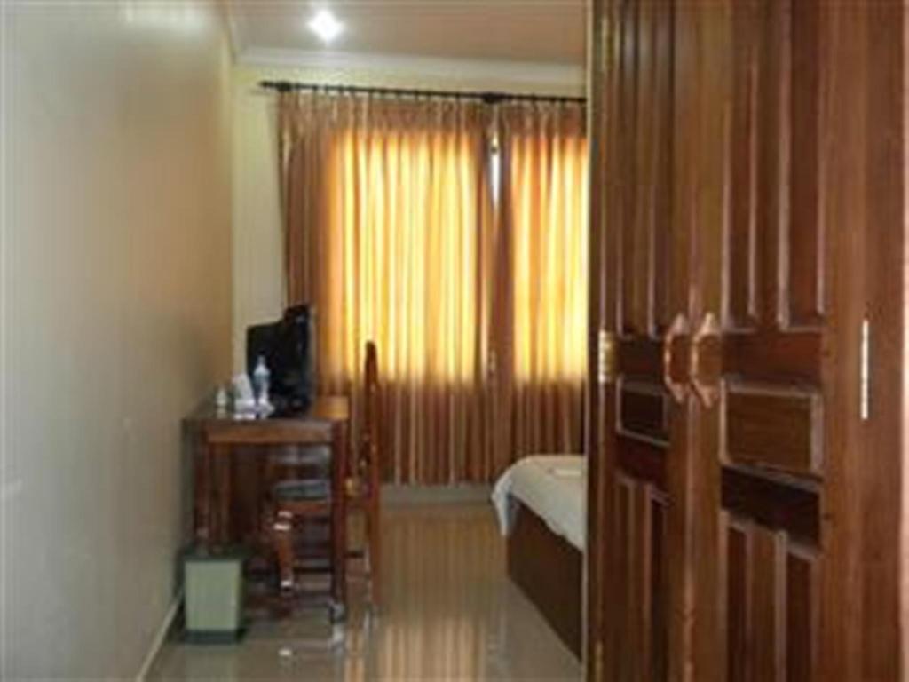 Nyny Hotel Kampot Zimmer foto